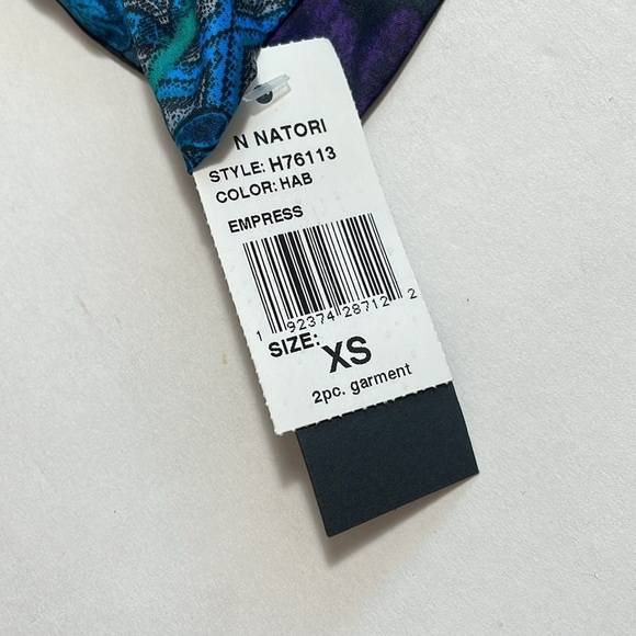 N NATORI “Empress” pajama top - Picture 5 of 6